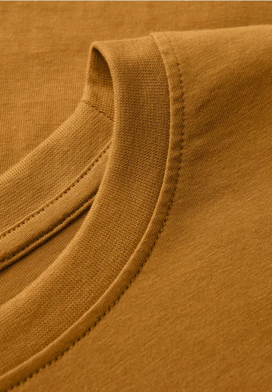 Basic T-Shirt in Unifarbe golden yellow