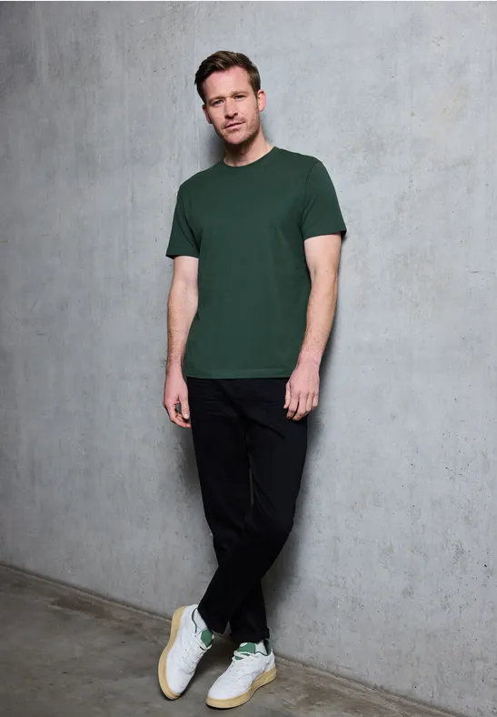 Basic Shirt in effen kleur soft olive green