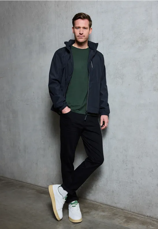 Basic Shirt in effen kleur soft olive green