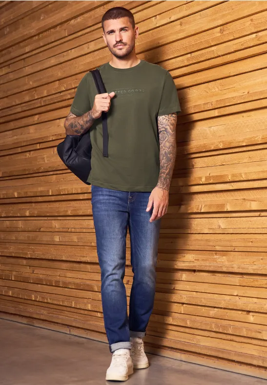 Softes T-Shirt mit Wording vintage green