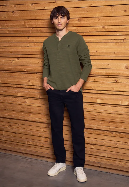 Slub doux Henleyshirt vintage green