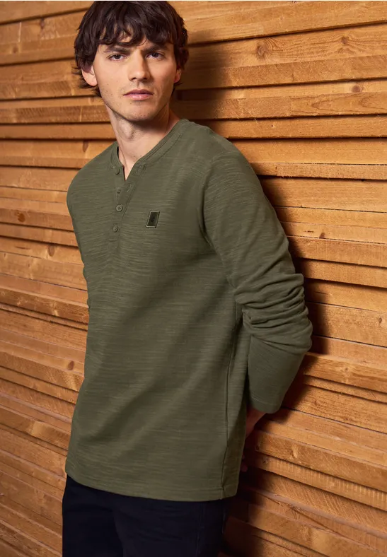Slub doux Henleyshirt vintage green