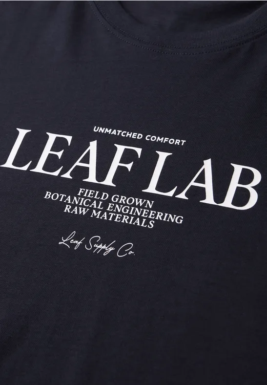 T-Shirt mit Rundhals und Chestprint dark ink blue