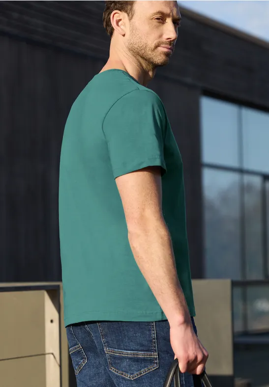T-Shirt mit Rundhals und Chestprint caribbean green