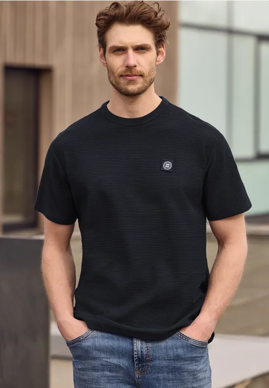 T-Shirt mit Rundhals und feinen Streifen dark ink blue