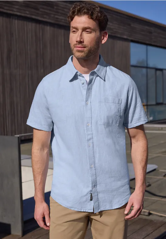 Kurzarm Hemd aus Leinenmix spring blue