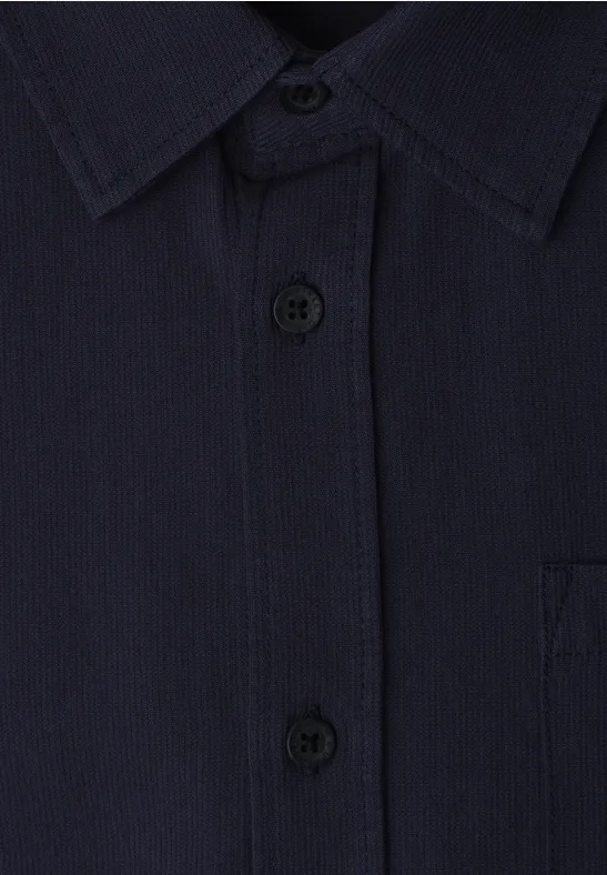 Chemise bleu marine avec col, patte de boutonnage et poche poitrine