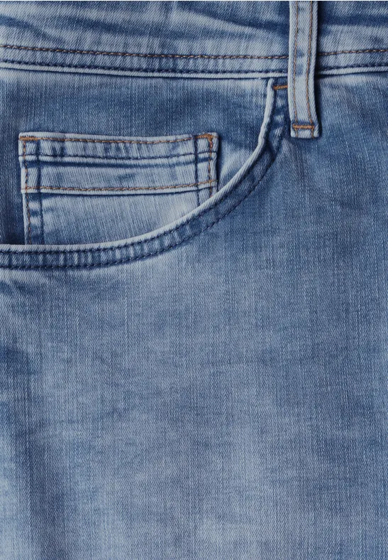 Gebleekte jeans light blue wash