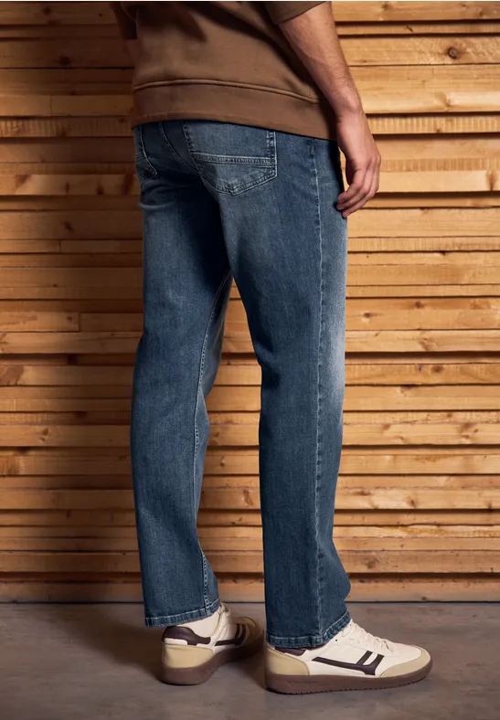 Straight Legs jeans dark blue wash
