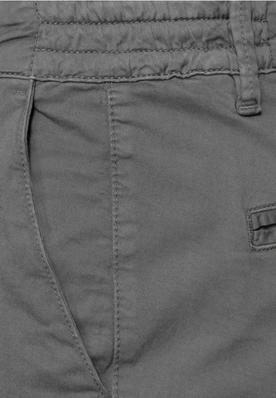 Chino mit Stretchbund steel grey