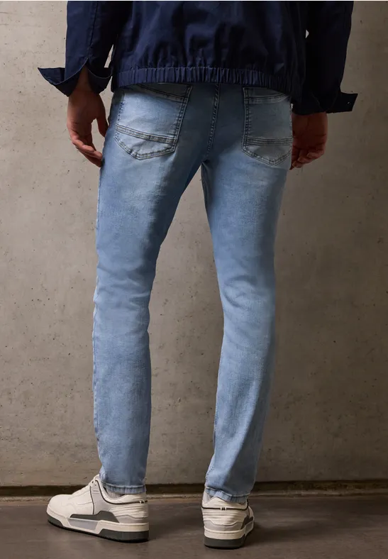 Slim Leg Jeans light blue wash