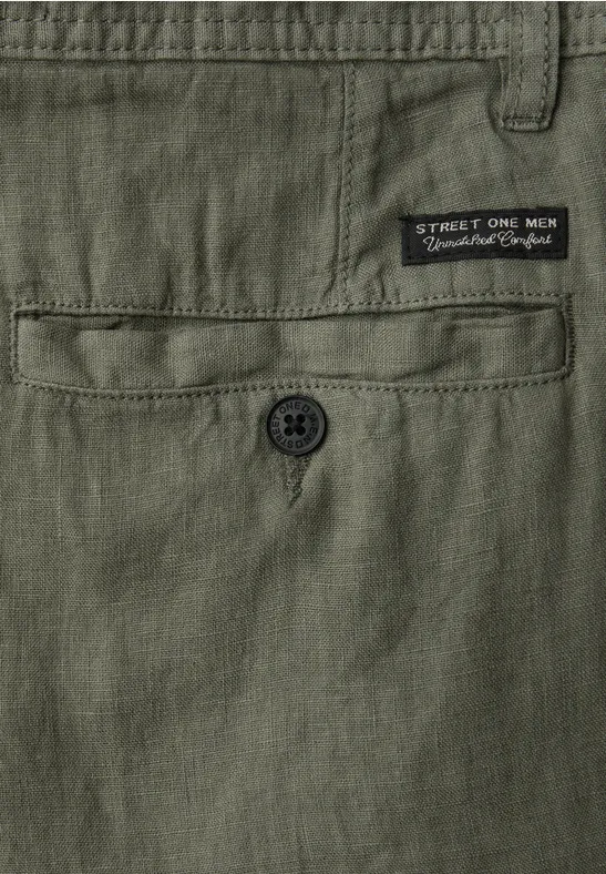Chinoshorts aus Leinen wood green