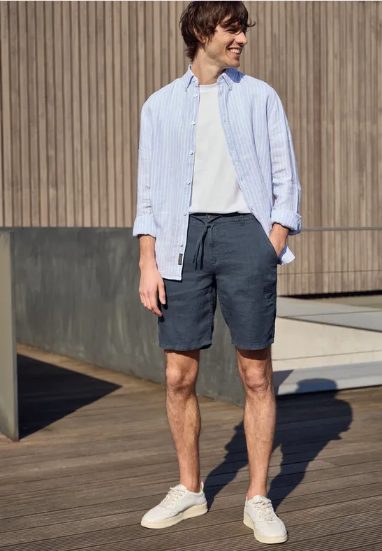 Chinoshorts aus Leinen river blue