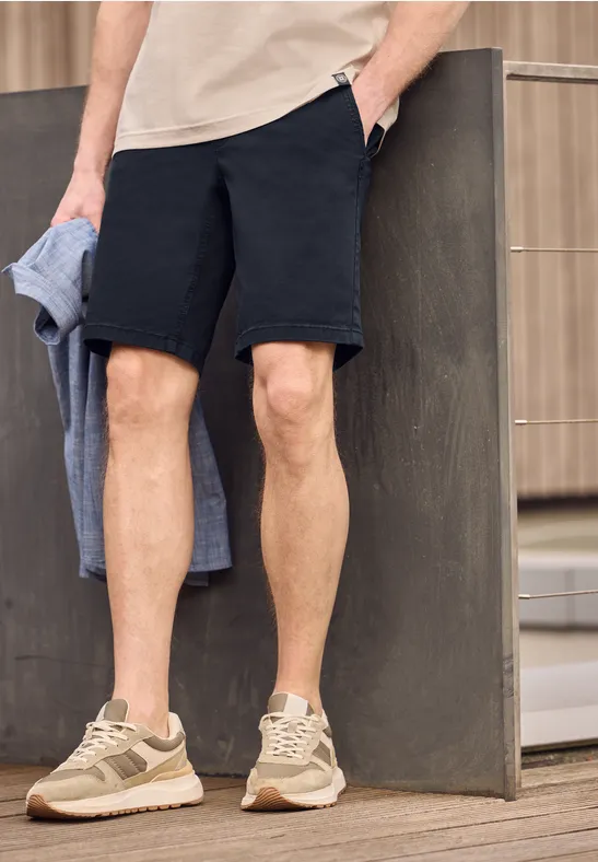 Chino Shorts im Regular Fit mit Taschen dark ink blue