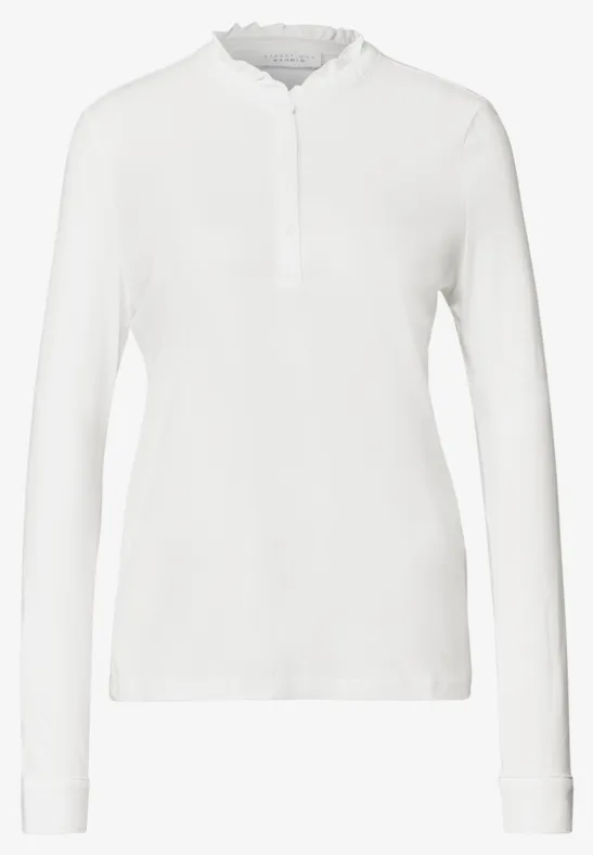 Schlichtes weißes Langarmshirt mit Stehkragen und verdeckter Knopfleiste.