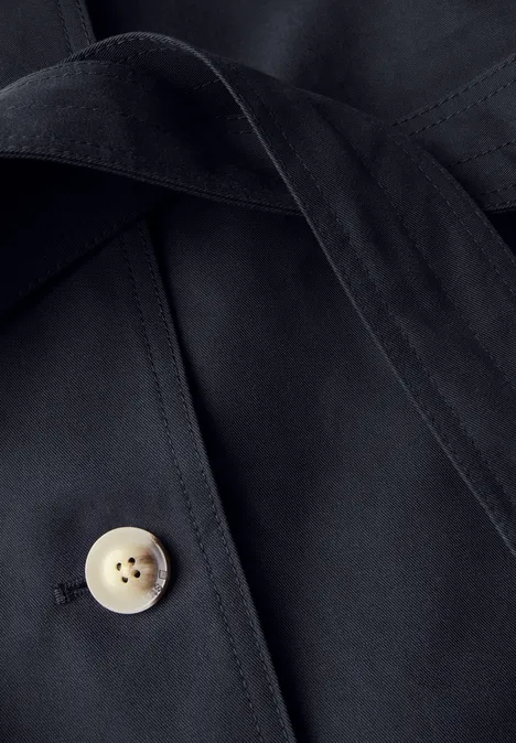 Trenchcoat gravity blue