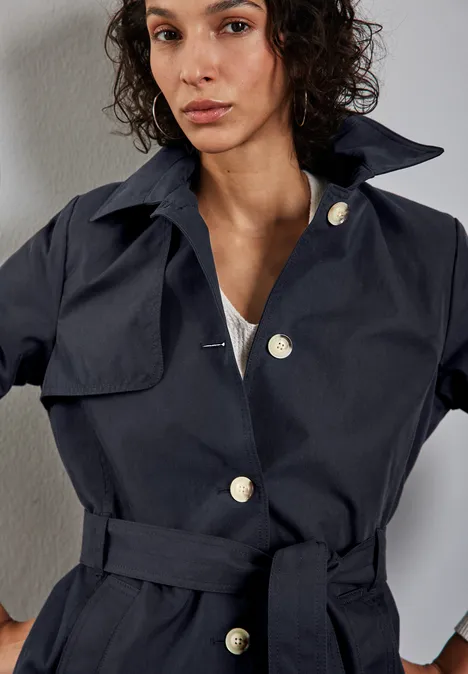 Trenchcoat gravity blue