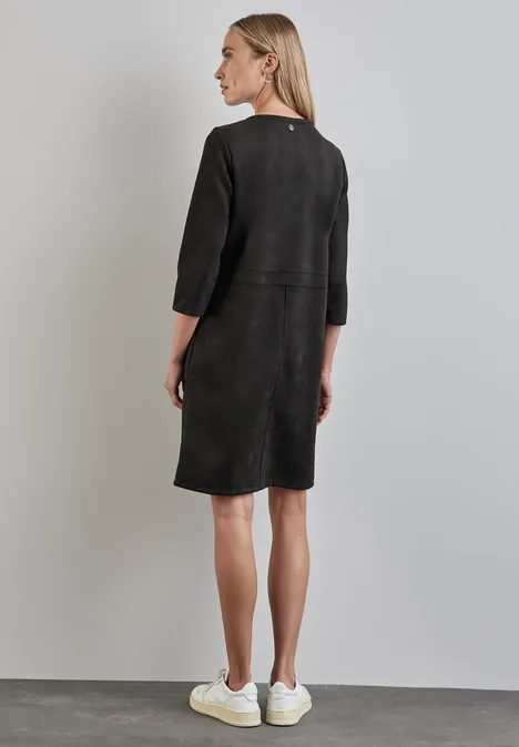 Kleid in Velours-Optik Black