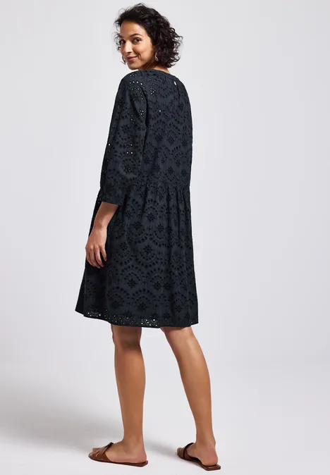 Kleid mit Lochstickerei deep blue