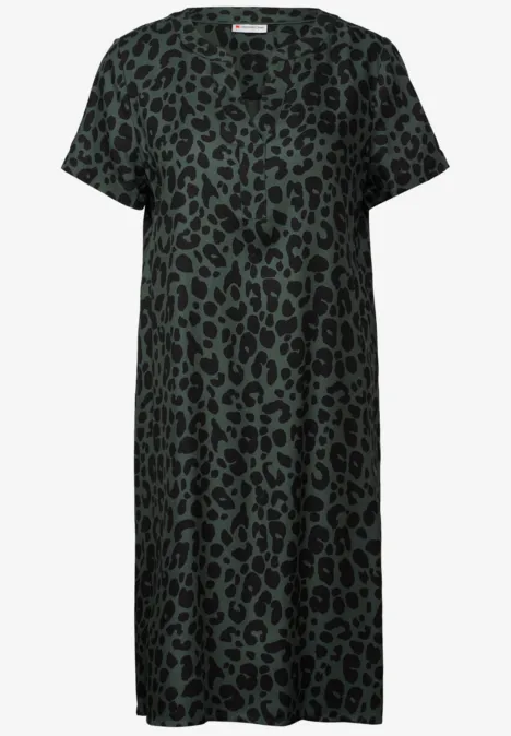 Gedessineerde keperstof jurk mid green