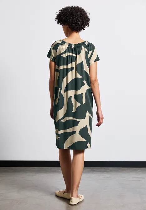 Gemustertes Carmen-Kleid mid green