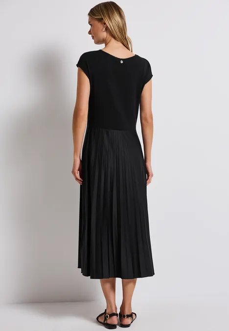 Kleid mit Plissée-Rock Black