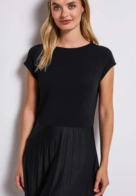 Kleid mit Plissée-Rock Black