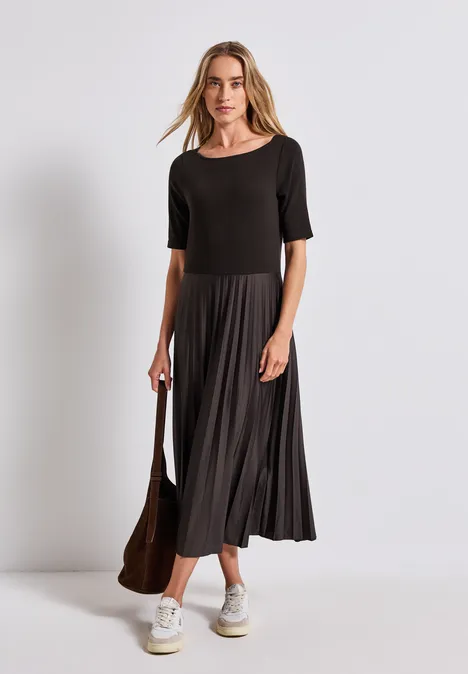 Jurk van materiaalmix deep roast brown