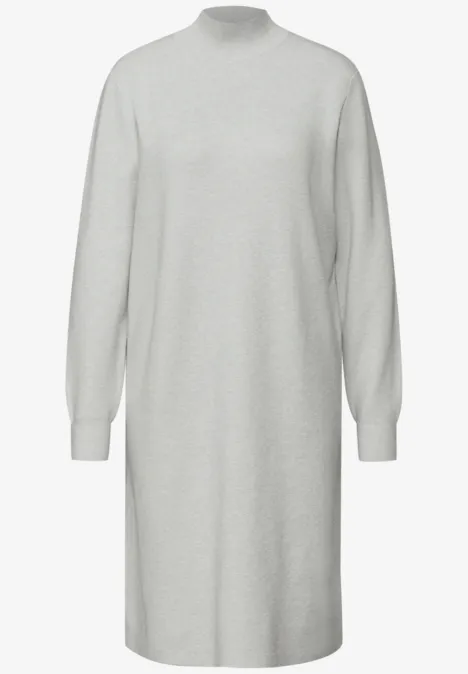 Gebreide jurk met col pelican grey mel. Gebreide jurk met col pelican grey mel.