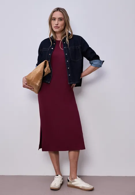 Robe midi en jersey côtelé truffle red Robe midi en jersey côtelé truffle red