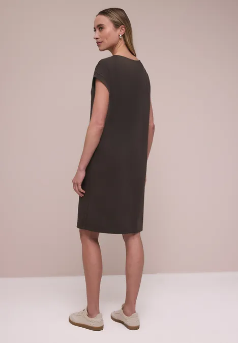 Sukienka do kolan z jerseyu espresso brown