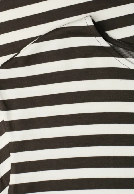 Dżersejowa sukienka do kolan w paski espresso brown