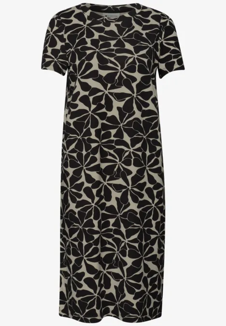 Schwarzes Midikleid mit beigem floralen Blättermuster, kurzen Ärmeln und rundem Ausschnitt.