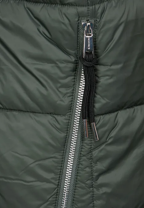 Gewatteerde jas met capuchon verdant green