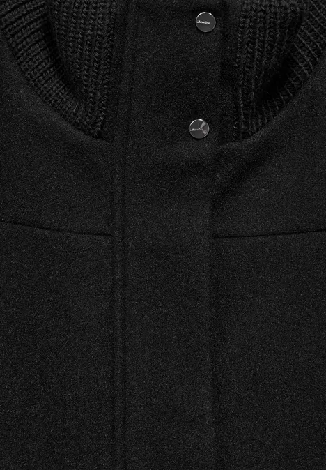 Manteau avec détails en tricot Black