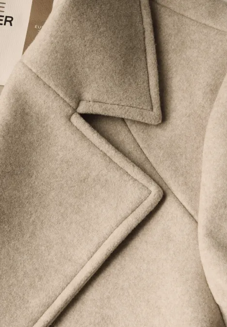 Revers-Mantel desert beige