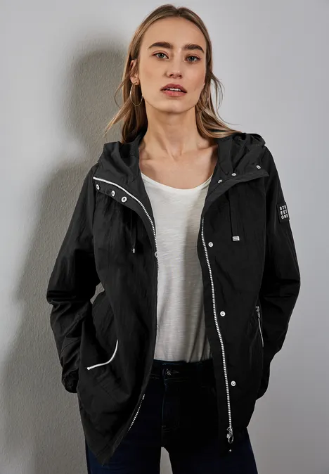 Moderner Windbreaker Black