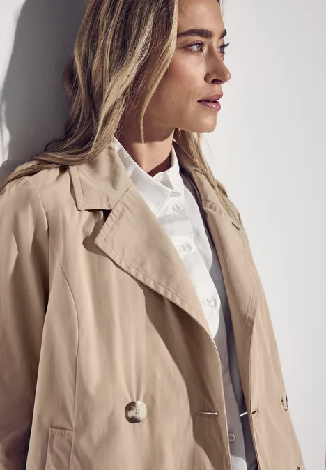 Doppelreihiger Trenchcoat desert beige