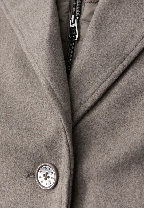 Manteau à revers avec incrustation Sandy Mocca Mel.