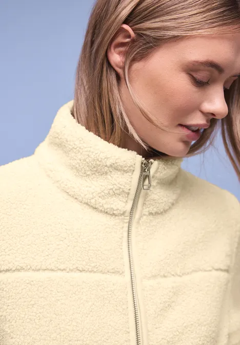 Kuschelige Teddy-Jacke eggshell ecru