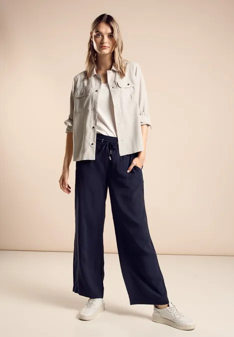 Blouson met borstzakken smooth sand beige