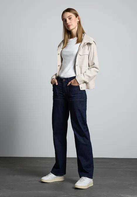 Kort jack met capuchon smooth sand beige