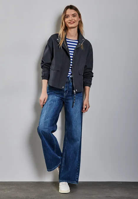 Kurze Jacke mit Stehkragen gravity blue