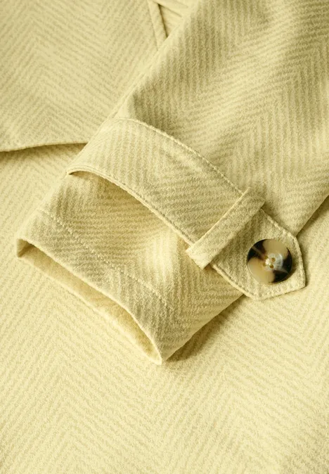 Kurze Kunstlederjacke mellow yellow