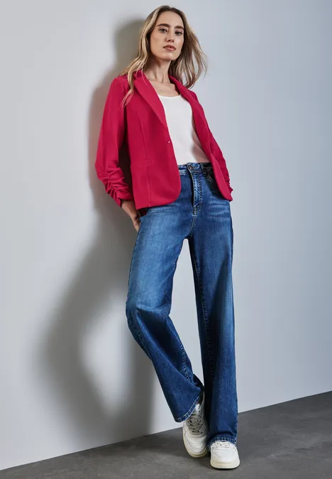 Blazer mit Raffung power berry
