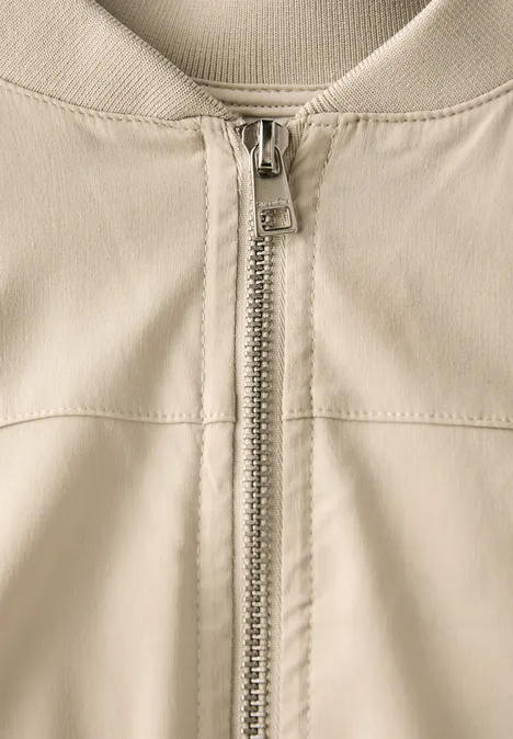 Blouson in Unifarbe coastal beige