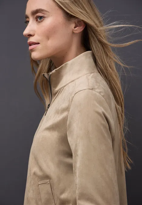 Kurze Velours Jacke sanded beige