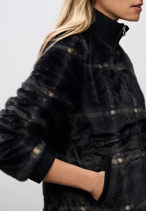 Karierte Fake Fur Jacke Black