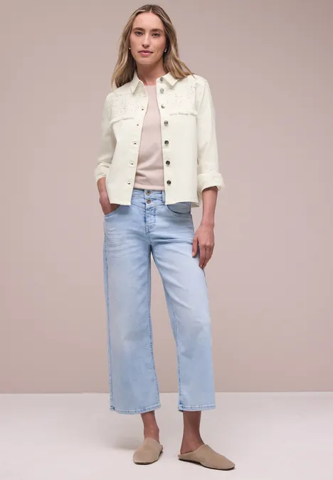 Jeansjacke mit Knopfleiste und Stickerei Ecru Washed Jeansjacke mit Knopfleiste und Stickerei Ecru Washed