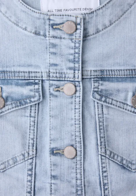 Denim jack met borstzakken en knopen Light blue washed Denim jack met borstzakken en knopen Light blue washed